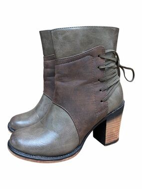 Pierre Dumas Boho Western Two-Tone Lace Up Stacked Heel Ankle Booties 6